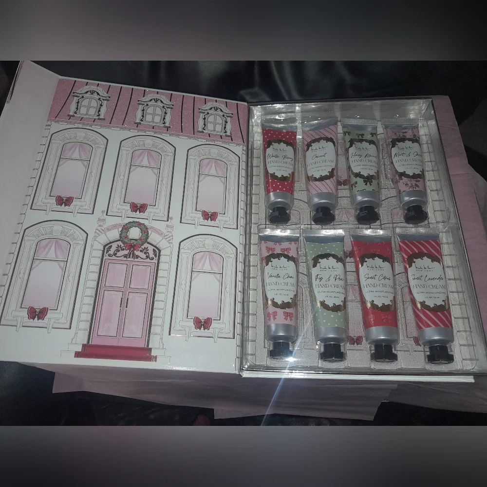 NEW Luxury Hand Cream Gift Set Of 8 In Gift Box